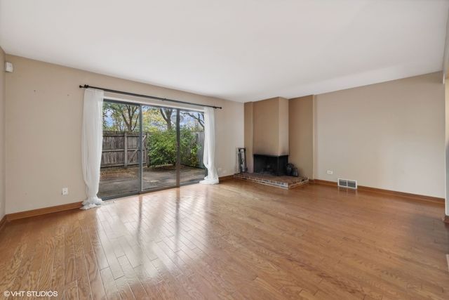 1930 Song Sparrow Court 1930, Schaumburg, IL 60173