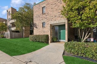 1930 Song Sparrow Court 1930, Schaumburg, IL 60173