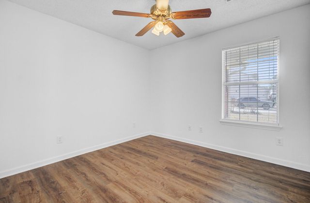 9958 Hallsford Drive, Ladson, SC 29456