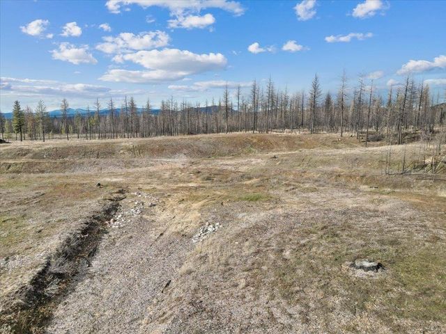 15015 E Eistrup Rd, Elk, WA 99009