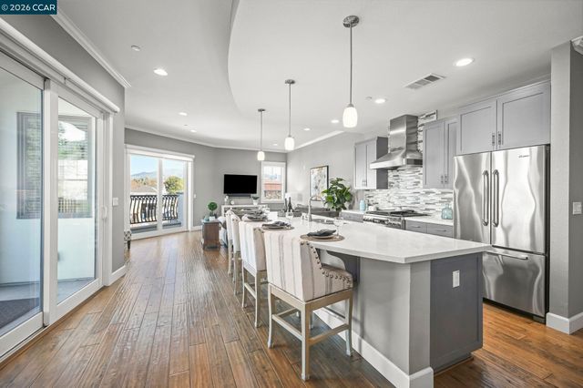 111 W Prospect Ave. 205, Danville, CA 94526