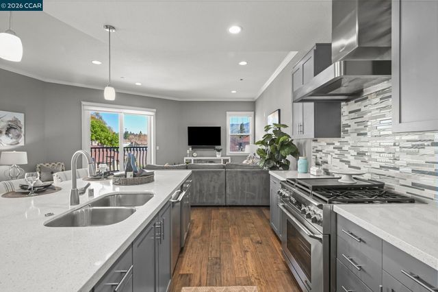 111 W Prospect Ave. 205, Danville, CA 94526