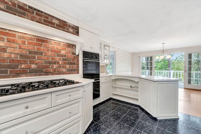844 W Yarmouth, Yarmouth, MA 02675