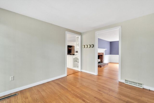844 W Yarmouth, Yarmouth, MA 02675