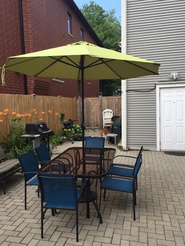 1901 W Fletcher Street 2, Chicago, IL 60657