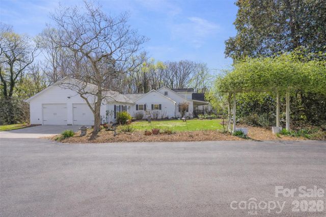 2270 Lowell Bethesda Road, Gastonia, NC 28056