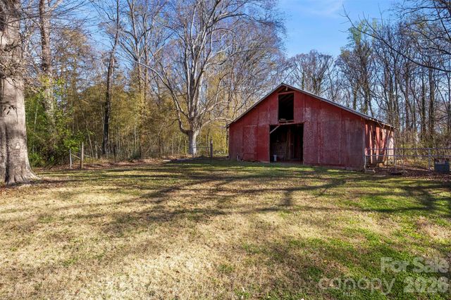 2270 Lowell Bethesda Road, Gastonia, NC 28056