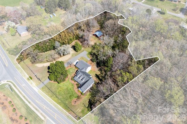 2270 Lowell Bethesda Road, Gastonia, NC 28056