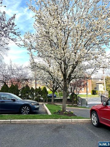 131 Clinton Place 116, Hackensack, NJ 07601