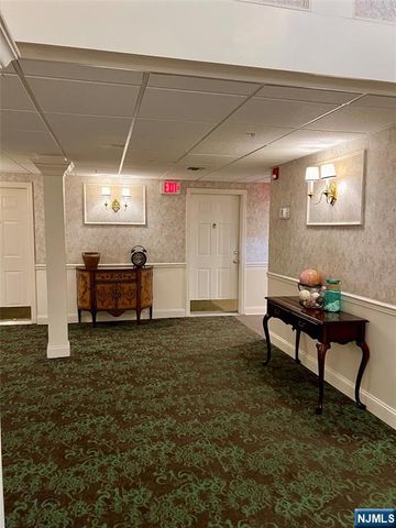 131 Clinton Place 116, Hackensack, NJ 07601