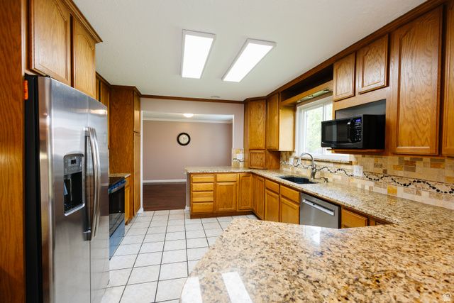 39 S VILLAGE WAY, Fruit Heights, UT 84037