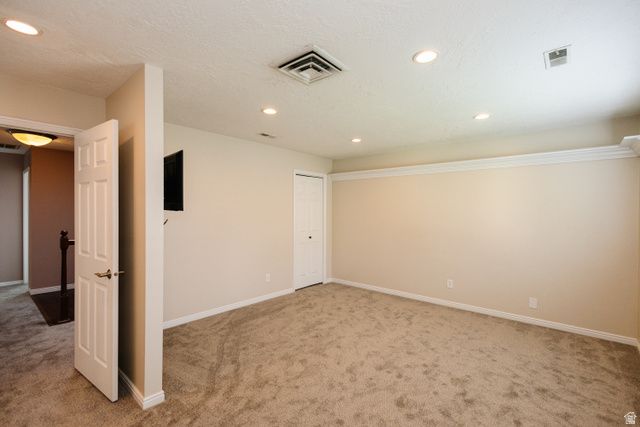 39 S VILLAGE WAY, Fruit Heights, UT 84037