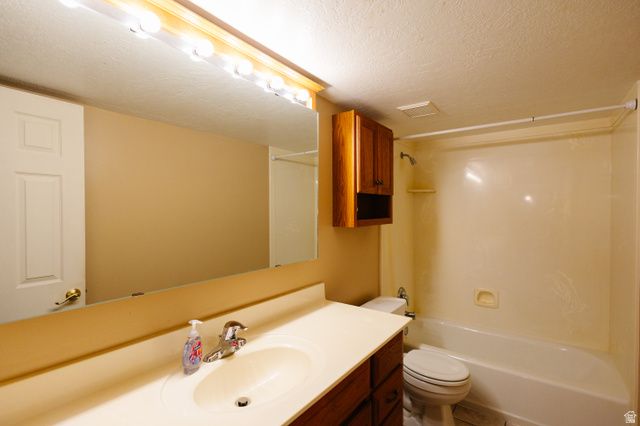 39 S VILLAGE WAY, Fruit Heights, UT 84037