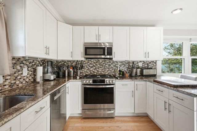 8796 Monroe Avenue, Munster, IN 46321