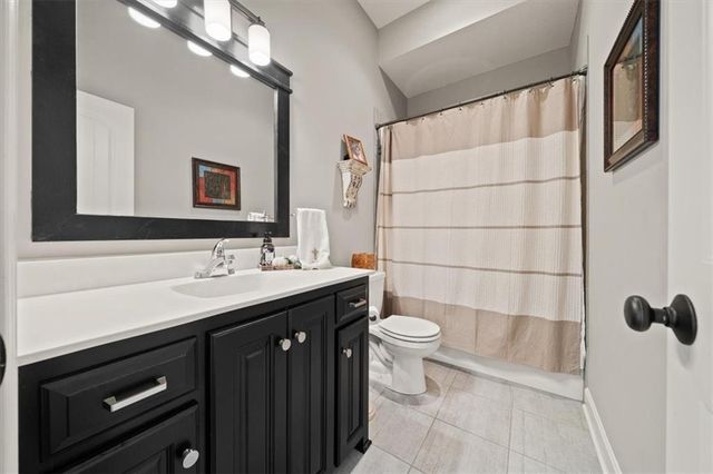 19372 W 210TH Street, Spring Hill, KS 66083