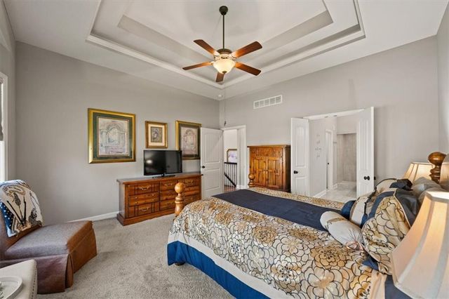 19372 W 210TH Street, Spring Hill, KS 66083