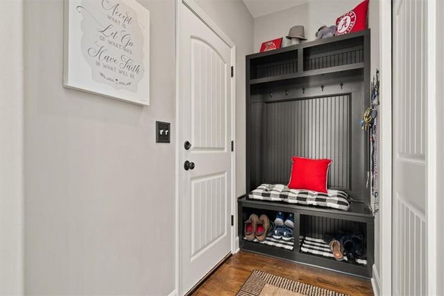 19372 W 210TH Street, Spring Hill, KS 66083