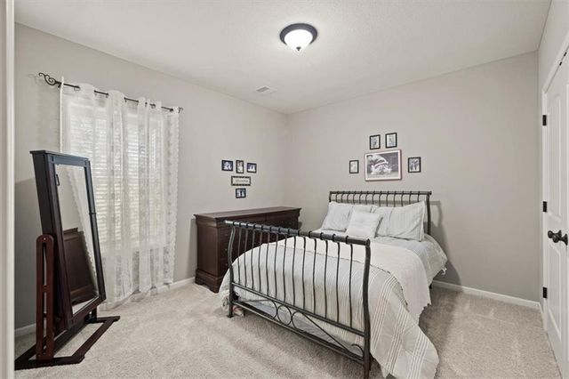 19372 W 210TH Street, Spring Hill, KS 66083