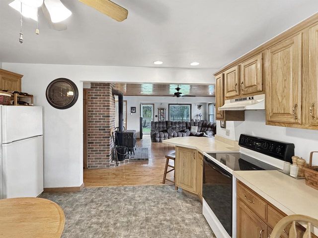 4639 RIVERMOOR ROAD, Omro, WI 54963