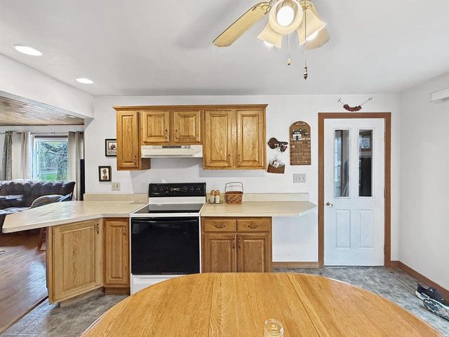 4639 RIVERMOOR ROAD, Omro, WI 54963