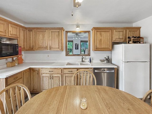 4639 RIVERMOOR ROAD, Omro, WI 54963