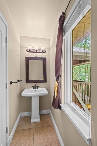 5 Jodrell Lane, Bella Vista, AR 72714