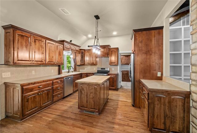 5 Jodrell Lane, Bella Vista, AR 72714