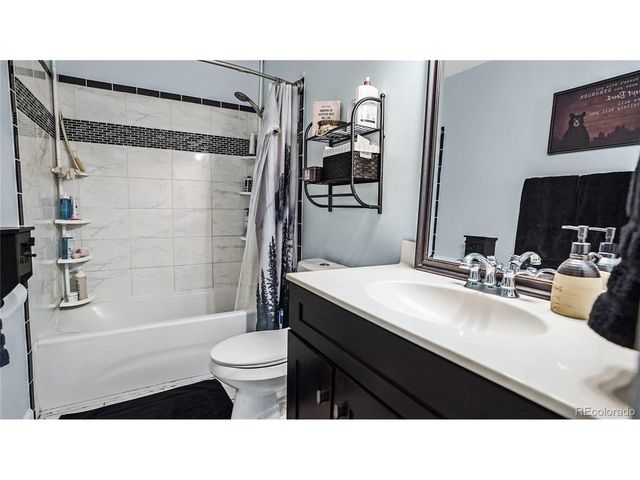 2413 Dalton Dr, Fort Collins, CO 80526
