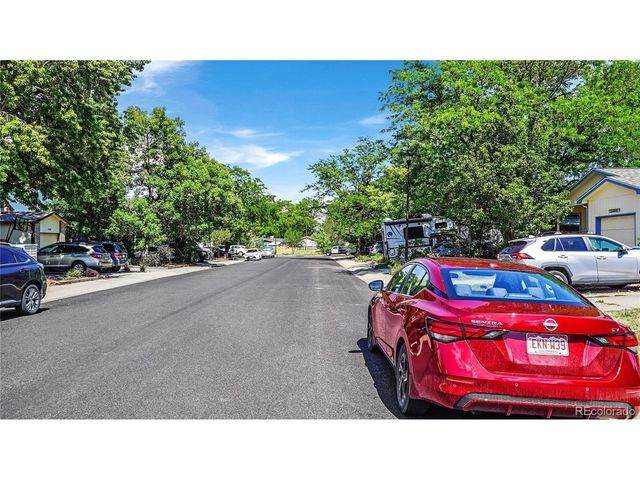 2413 Dalton Dr, Fort Collins, CO 80526