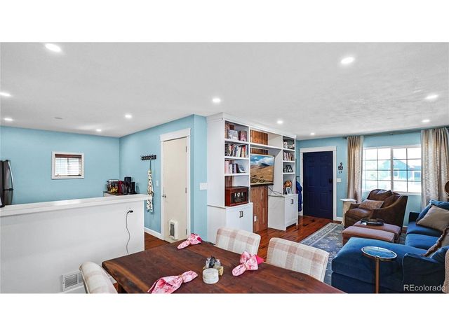 2413 Dalton Dr, Fort Collins, CO 80526