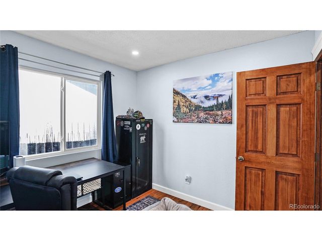 2413 Dalton Dr, Fort Collins, CO 80526