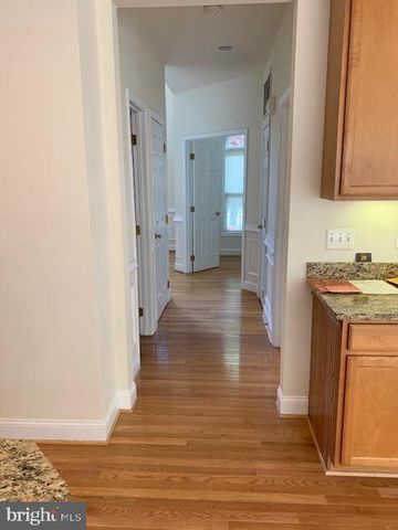 8219 ELECTRIC AVE, Vienna, VA 22182