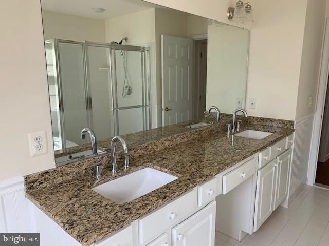 8219 ELECTRIC AVE, Vienna, VA 22182
