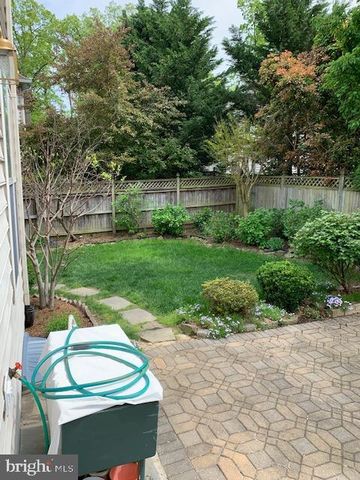 8219 ELECTRIC AVE, Vienna, VA 22182