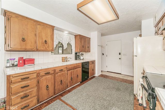 2793 W San Madele, Fresno, CA 93711