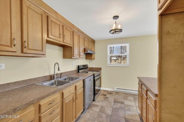 4702 Vallejo Drive, Toledo, OH 43615