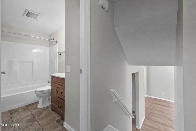 4702 Vallejo Drive, Toledo, OH 43615