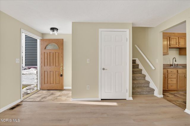 4702 Vallejo Drive, Toledo, OH 43615