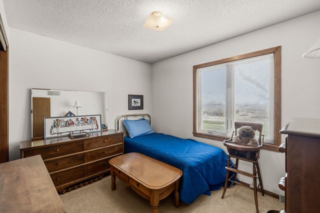 5608 NW 86th Street, Johnston, IA 50131