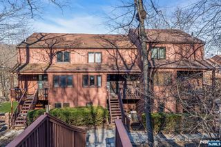 9 Village Way 6, Vernon, NJ 07462