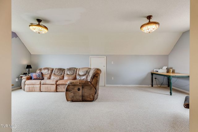 512 Wood View Court, Kingsport, TN 37664