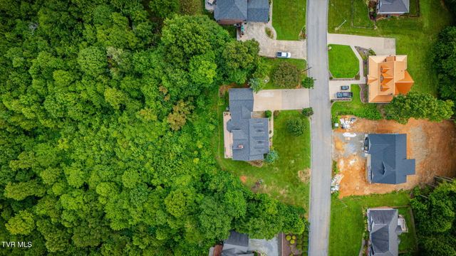 512 Wood View Court, Kingsport, TN 37664