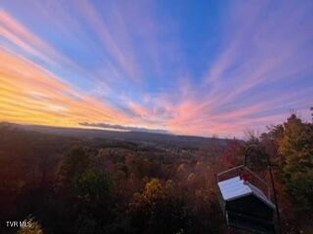 512 Wood View Court, Kingsport, TN 37664