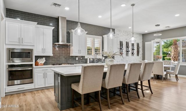7248 W WHISPERING WIND Drive, Peoria, AZ 85383