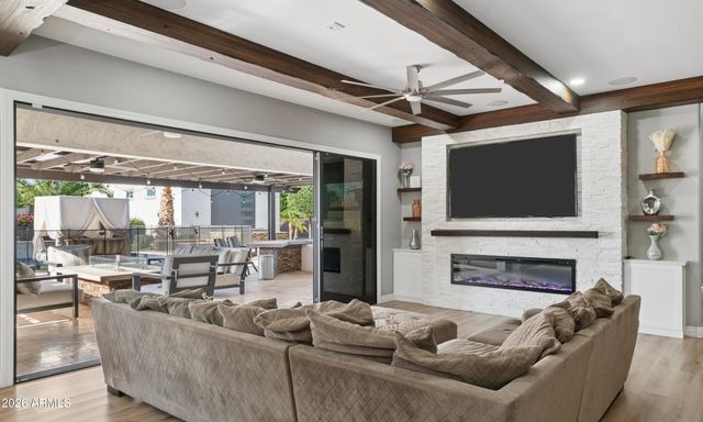 7248 W WHISPERING WIND Drive, Peoria, AZ 85383