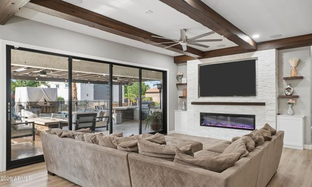 7248 W WHISPERING WIND Drive, Peoria, AZ 85383