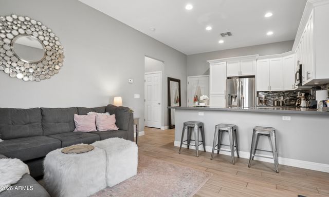 7248 W WHISPERING WIND Drive, Peoria, AZ 85383