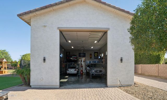 7248 W WHISPERING WIND Drive, Peoria, AZ 85383