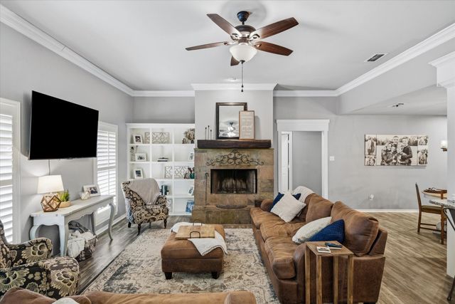 128 Colorado, Van, TX 75790