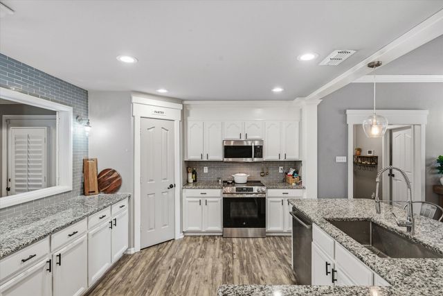 128 Colorado, Van, TX 75790